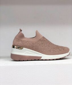 SLIP ON SNEAKERS ΜΕ ΣΤΡΑΣ - Image 2