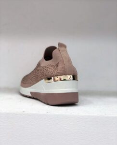 SLIP ON SNEAKERS ΜΕ ΣΤΡΑΣ - Image 3