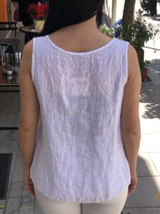 ΜΠΛΟΥΖΑΚΙ ΛΙΝΟ ΑΣΠΡΟ ΑΜΑΝΙΚΟ ΜΕ ΧΡΥΣΟ ΚΟΥΜΠΙ - Image 2