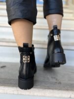 Μποτάκι χαμηλό με χρυσή λεπτομέρεια - Image 2