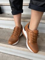 Sneaker δίπατο καφέ - Image 2