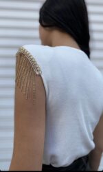 Αμάνικο Μπλουζάκι Με Βάτες Και Χρυσές Λεπτομέρειες - Image 2