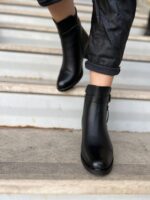 Μαύρα μποτάκια με Διακοσμητική Τόκα