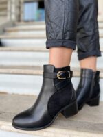 Μαύρα Μποτάκια σε Συνδυασμό Υλικών με Χρυσή Λεπτομέρεια - Image 2