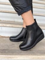 Γυναικεία Δερμάτινα Μποτάκια - Image 2