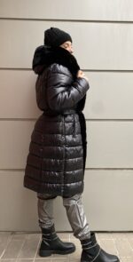 Μακρύ μεσάτο μπουφάν με πλούσια γούνα και ζώνη - Image 2